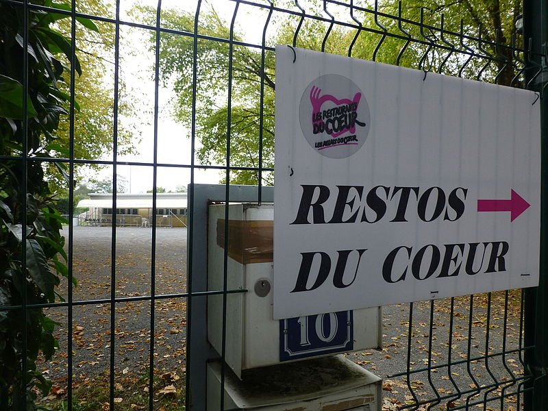 Une antenne des Restos du coeur à Angers en 2015