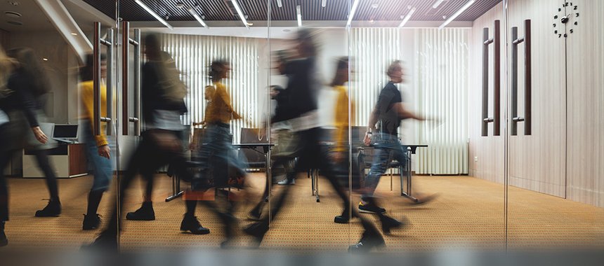 Formation et emploi : les jeunes des quartiers prioritaires font face à plus de difficultés
