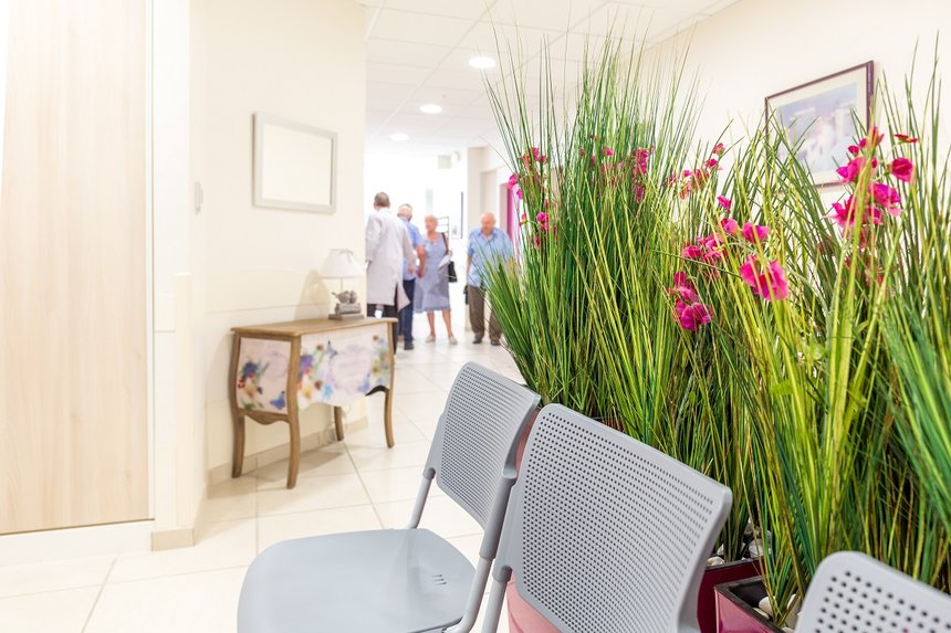 Salle attente clinique hÃ´pital hÃ©bergement ehpad maison de retraite