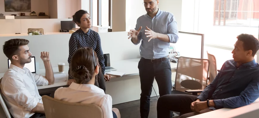 Précarité : plus de 50 000 professionnels formés e