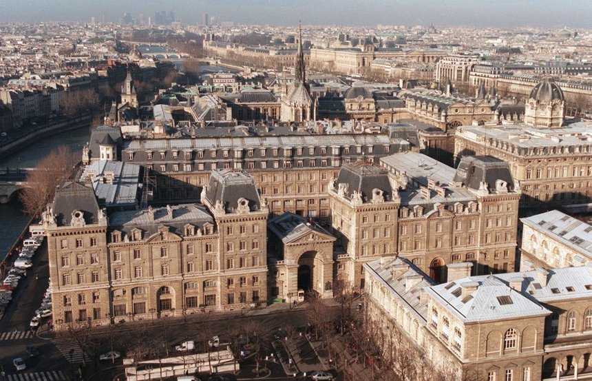 PARIS-PREFECTURE