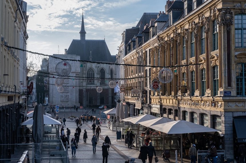 FRANCE-ILLUSTRATION-CHRISTMAS