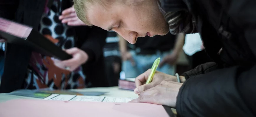 Contrat d’engagement jeune : un bilan plus que con