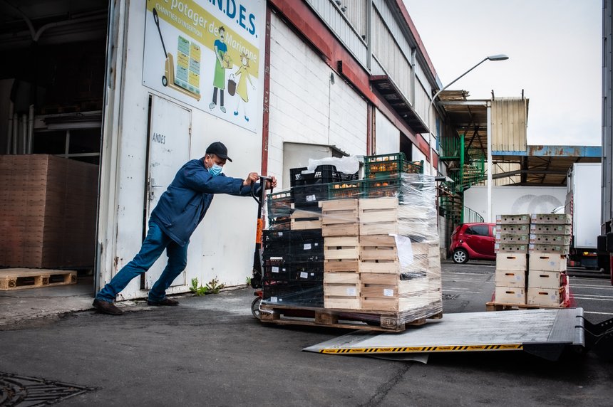FRANCE-SOLIDARITY-EMMAUS-FOOD-COVID 19