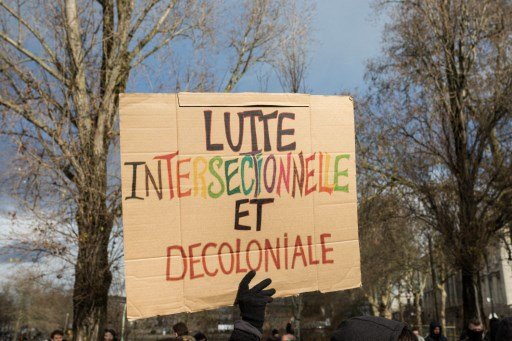 lutte intersectionnelle travail social