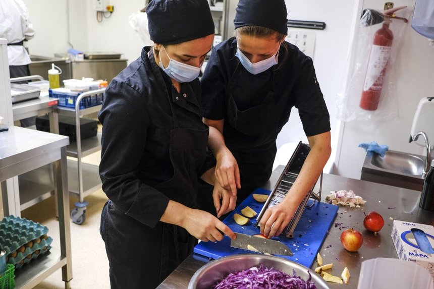 FRANCE-YOU.ME-ASSOCIATION-RESTAURATION-INSERTION-MIGR