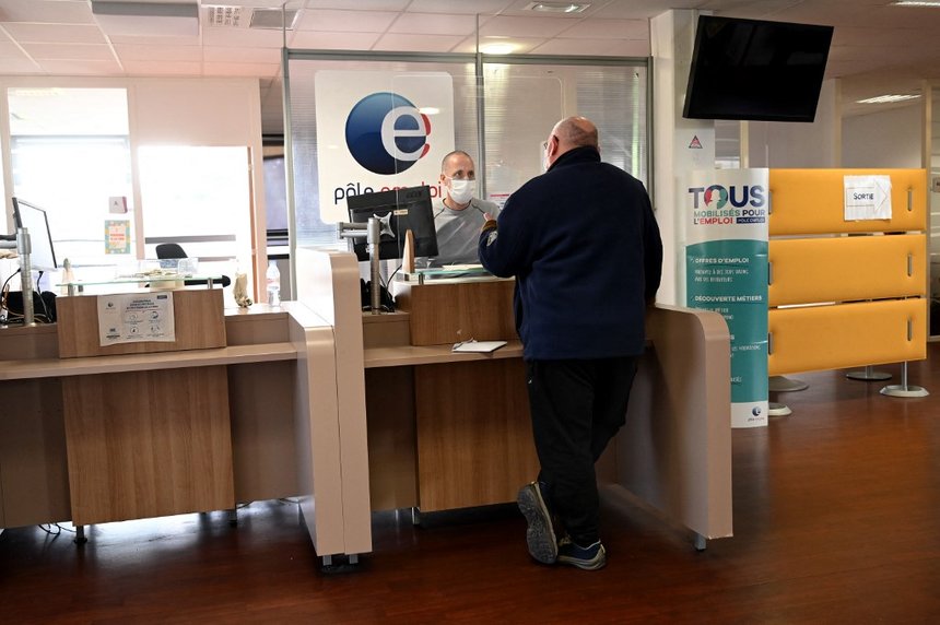 FRANCE-ECONOMY-SOCIAL-HEALTH-VIRUS