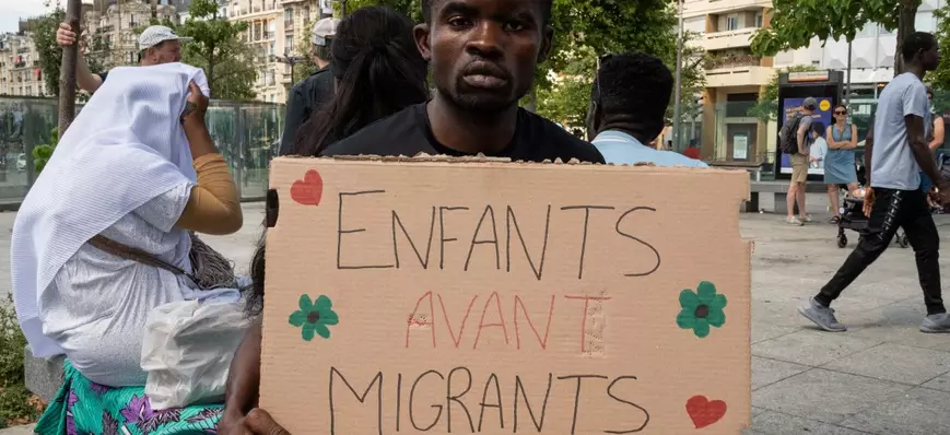 Présomption de minorité : les droits des mineurs é