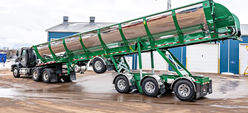 Camion-mystère : on benne vers l’avant maintenant 
