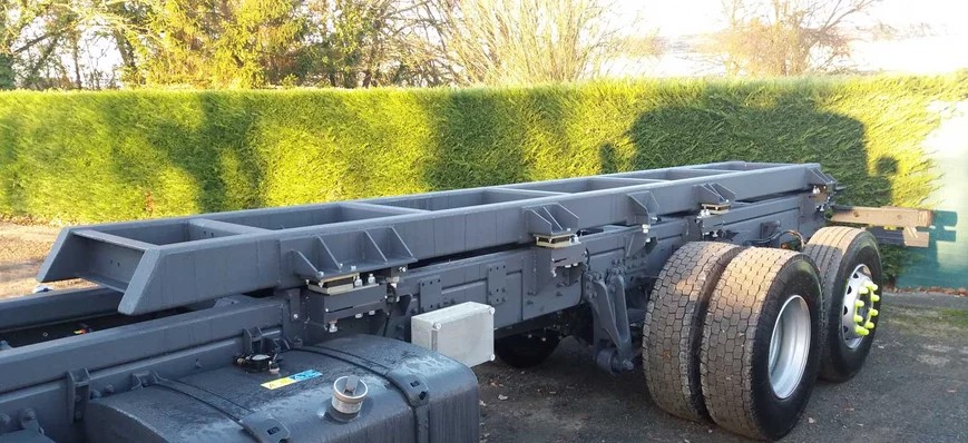 Camion-mystère : un double châssis ! Mais pour quo