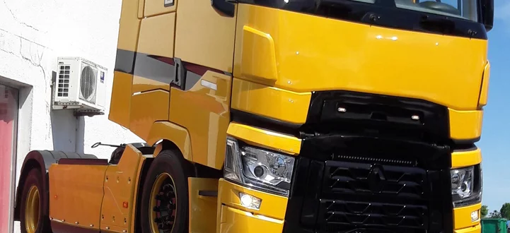 Unique : le Renault T 520 High racing des Transpor
