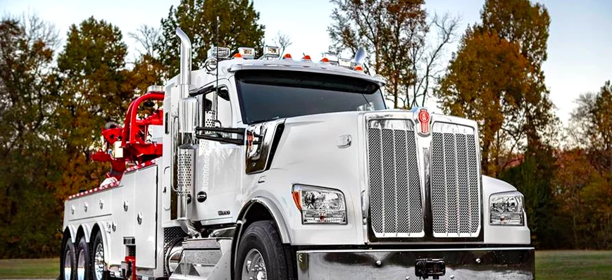 Le Kenworth W990 n’est pas uniquement un grand rou