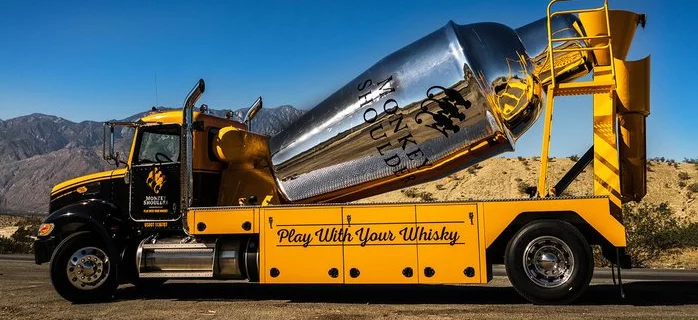Camions malaxeurs : toupies en folie, toupies en t