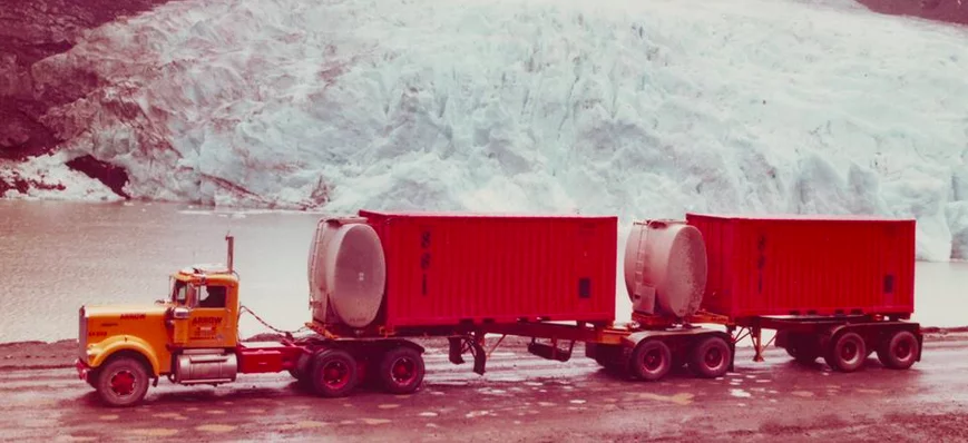 Souvenirs du Canada ou une plongée dans les archiv