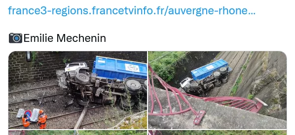 Grave accident d'un camion benne sur une voie ferr