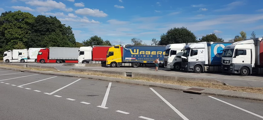 Dumping social : les fonctionnaires demandent plus