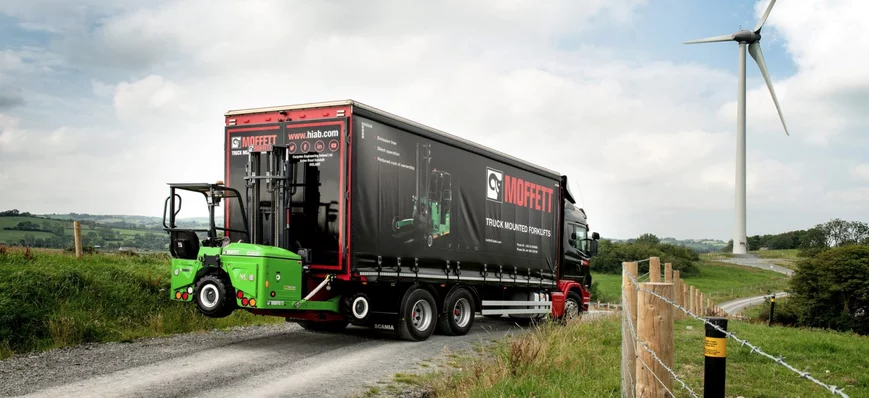 Hiab lance une nouvelle gamme de chariots embarqué