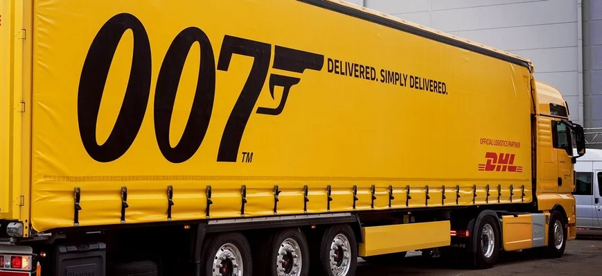 DHL transporteur officiel de James Bond
