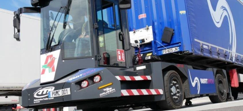 Un tracteur de parc électrique chez Bert & You