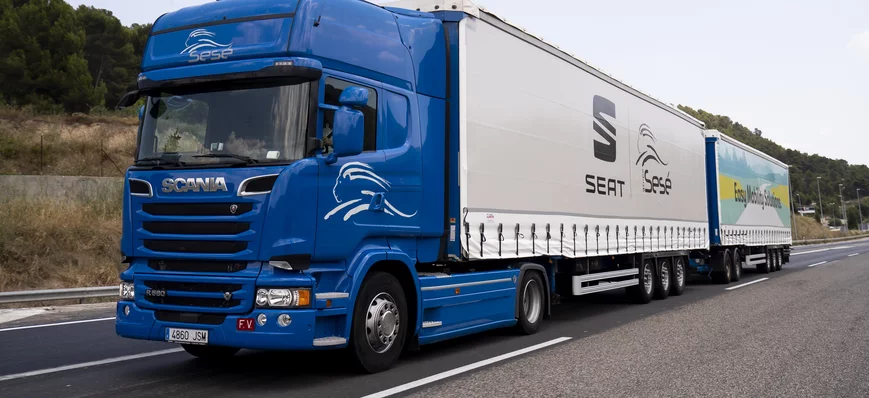 SEAT et groupe Sesé testent le "Duotrailer" de 31