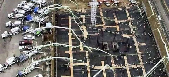 Démesure américaine : 17 pompes à béton travaillan