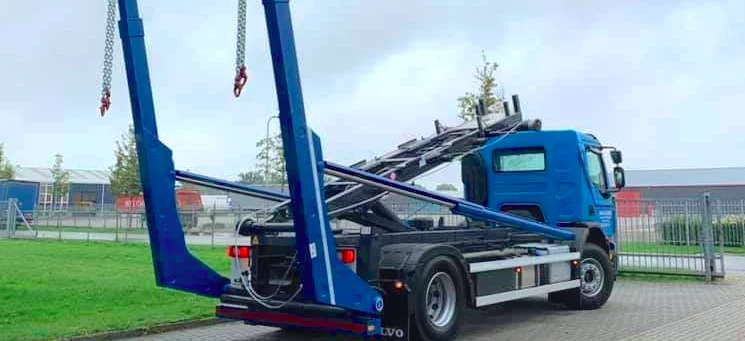 Benne déposable : un camion, deux systèmes