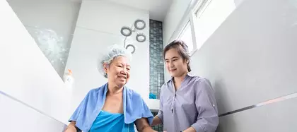 Ehpad : « Faire une première toilette, c'est comme