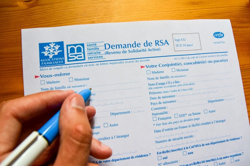 Données statistiques prestations sociales RSA AAH Drees
