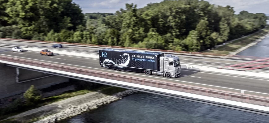 Camion hydrogène : au jeu du 1000 bornes, c'est Da