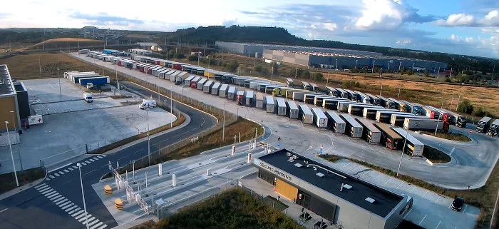 Parkings sécurisés : L’IRU préconise un développem