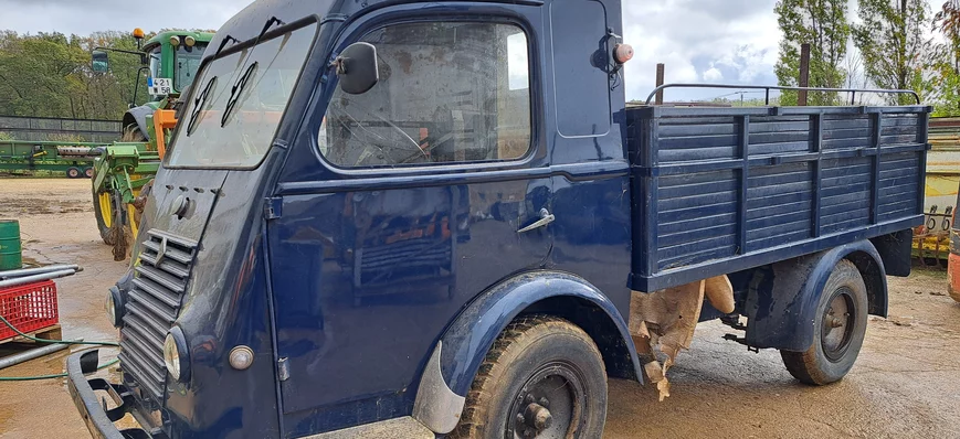 Camion Renault : une Goélette en preuve d'amour