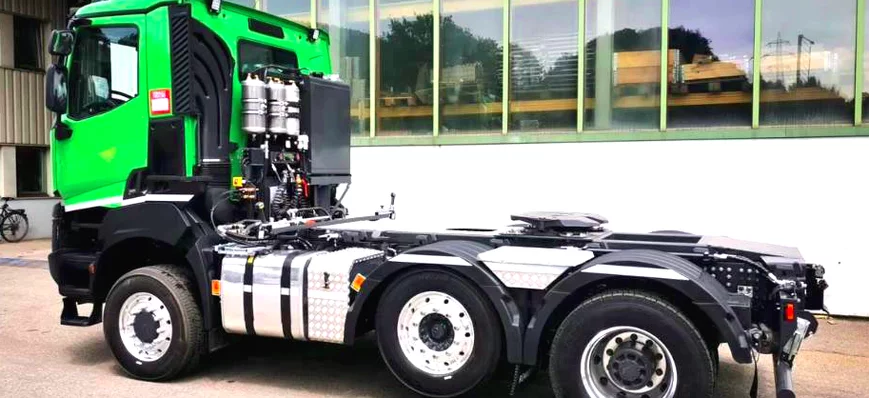 Camion-mystère : bizarre ce tracteur ? Mais en quo