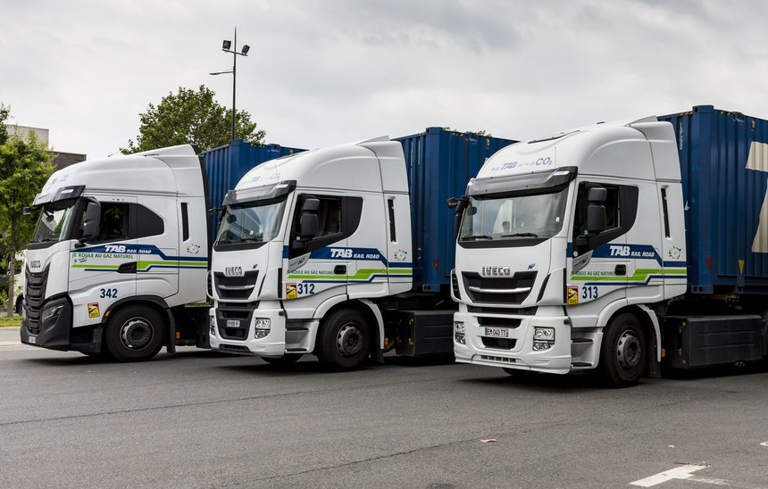 Camions TAB. Bonneuil-sur-Marne. 01 juillet 2021. © Laurent Gui
