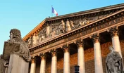 Carburant : le gouvernement autorise les livraisons de poids lourds le week-end jusqu’au 11 mai