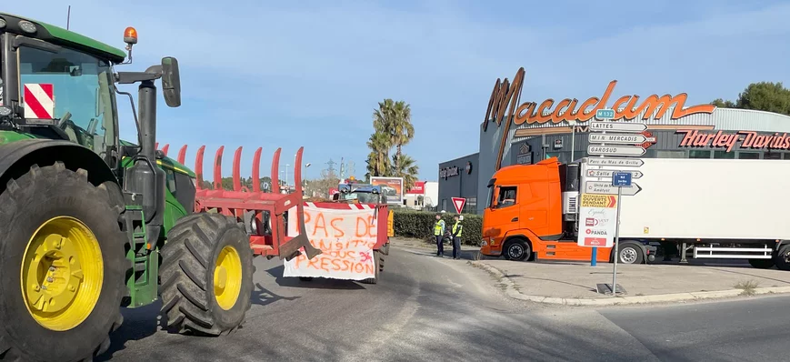 Blocage et accrochages avec les agriculteurs : les