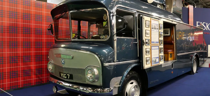 Diaporama : les utilitaires et camions de Rétromob