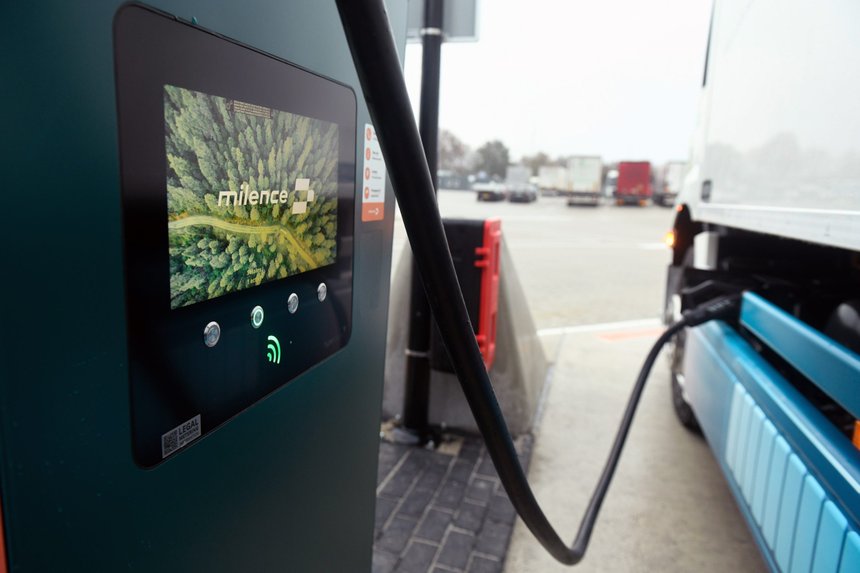 Borne recharge électrique PL