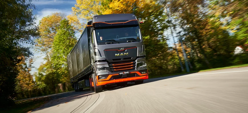 Décarbonation : Jacky Perrenot commande 100 camion