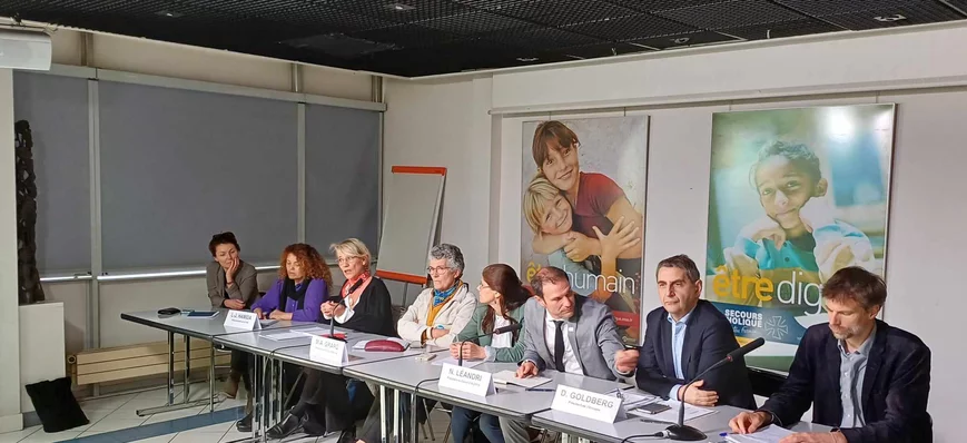 Pacte des solidarités : les associations restent s