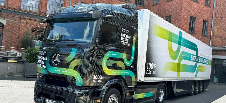 Camion électrique : un Mercedes eActros 600 va par
