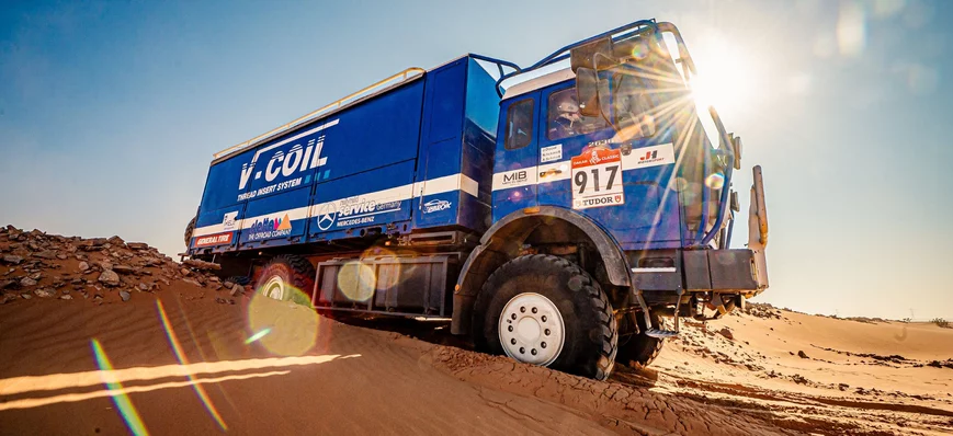 Dakar Classic 2025 : deux camions Mercedes de lége