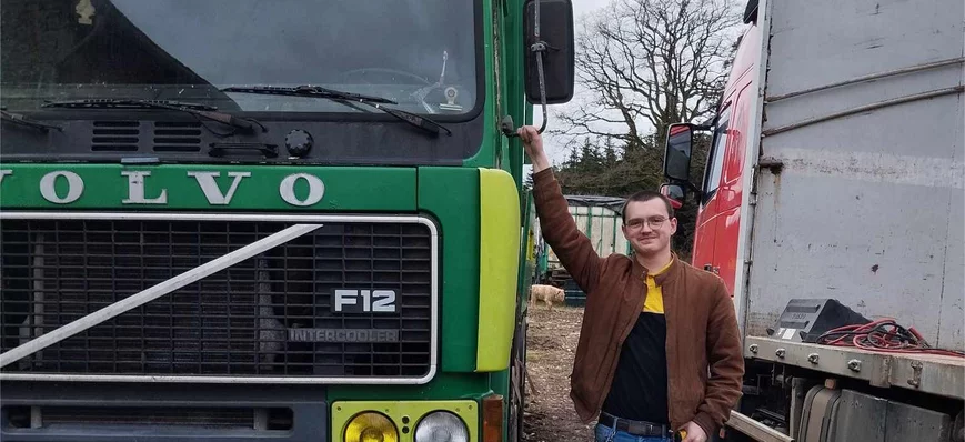 Passion du camion : le routier Niels Simard restau