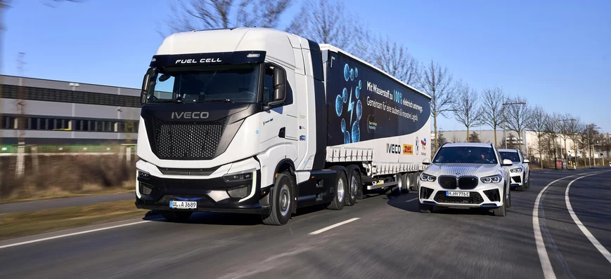 Iveco livre deux camions hydrogène S-eWay à BMW
