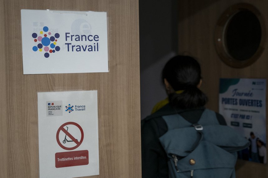 FRANCE-LYON-ILLUSTRATION-TRAVAIL-JOB-WORK-AGENCYL’objectif est donc d’obtenir un panorama à 360° de la population complète des usagers du service public de l’emploi