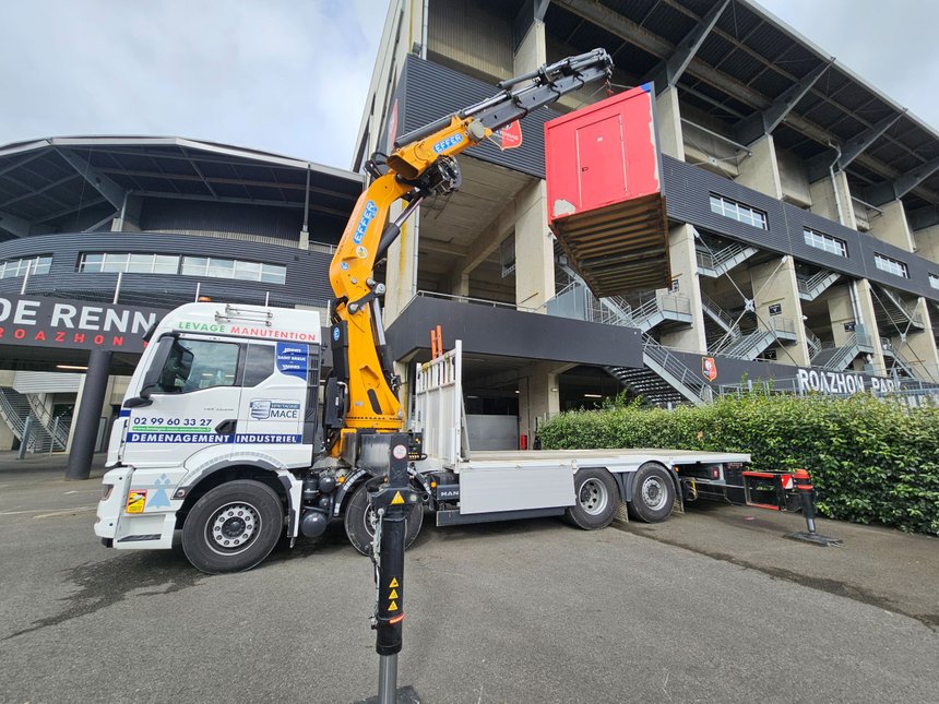 Un MAN TGS 8x2 pour la manutention