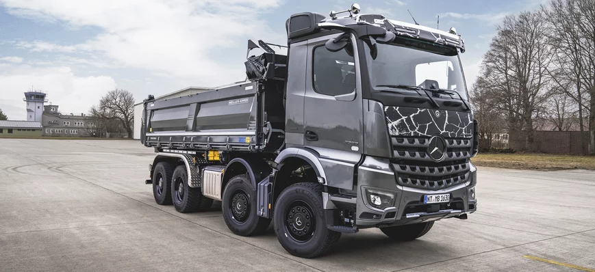Mercedes lance l'Arocs Extent, camion en série lim