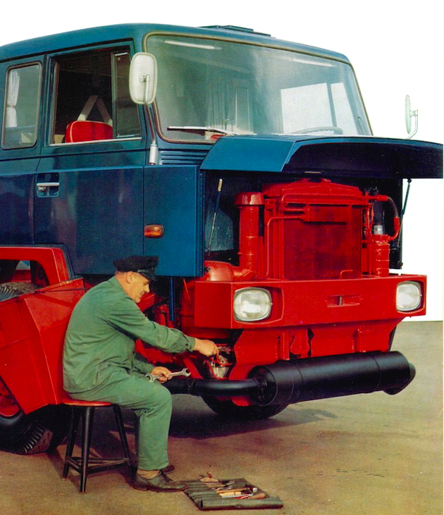Tracteur Büssing S 16-210 F