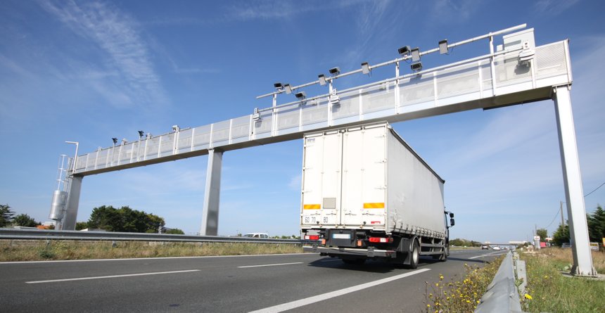L'instauration d'une éco-contribution des camions en question