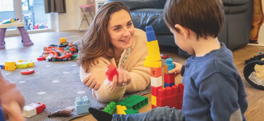 Pouponnières : "Accompagner la prime enfance, un t
