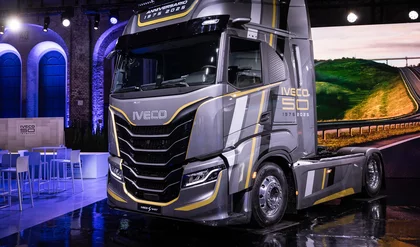 Iveco lance une série limitée "50 ans" du S-Way
